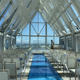海の見えるチャペル