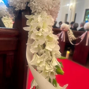 チャペルの座席の花|672147さんのベル・ブランシェPetit（旧ベルブランシェ山形）（ベルヴィグループ）の写真(2260545)
