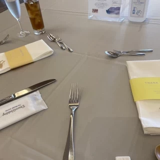 試食した際の食事風景