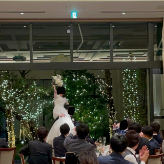 ウエディングドレス入場