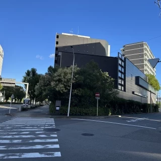 外から見た写真です