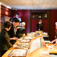 お寿司ビュッフェは美味しく好評です。