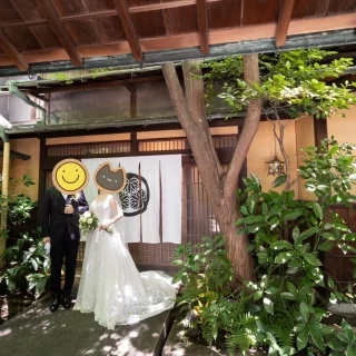 会場前での写真です。