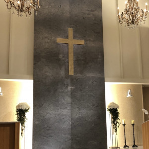 十字架が荘厳なチャペルの祭壇|672900さんのホテルグランヒルズ静岡（旧ホテルセンチュリー静岡）の写真(1888780)