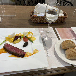 メインのお肉試食