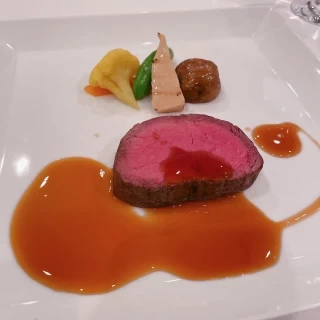 試食でいただいたこちらのお肉がとても美味しかったです。