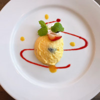 ウエディングケーキではありませんでした。