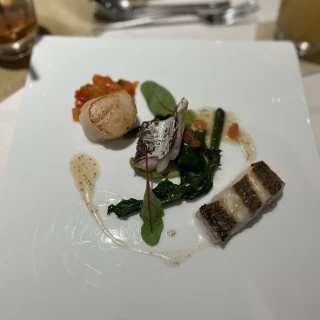 お魚料理です