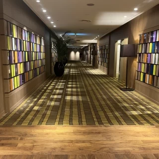 親族の控え室、集合写真、トイレが全て同じ階です！