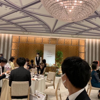 披露宴会場　全体