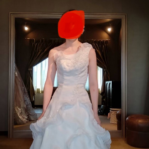 試着させていただいたドレスです。
2着まで選べました。|674050さんのQueenzk（クイーンズケイ）の写真(1894511)
