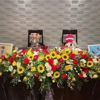 メインテーブル
