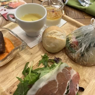 試食