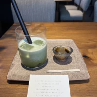 おもてなしドリンクとわらびもち