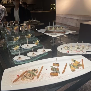 ウェルカムパーティーで食べられる軽食です。
