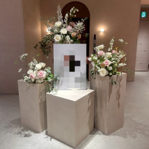ロビーの装花も華やかです|675154さんのニーズ青山 by T&G WEDDING (旧 青山迎賓館)の写真(2478604)