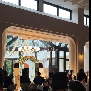 ガーデン側からは披露宴に光が入ります|675154さんのニーズ青山 by T&G WEDDING (旧 青山迎賓館)の写真(2478599)