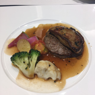 試食料理　ロッシーニ