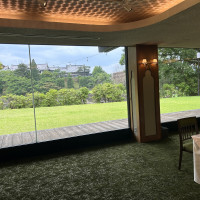奈良ホテルが見えます