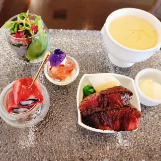 料理の全体像です。