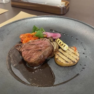 オリジナルメニューの料理