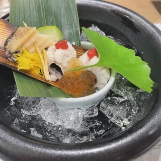 ナマモノが苦手と伝えると試食の時も別のものを用意頂けました。
