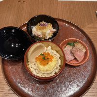 試食用の前菜　ズワイガニのジュレが特に美味しかった