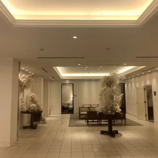 奥が新郎新婦親族控室
