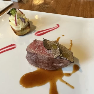 お肉料理