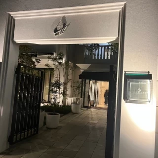 出入口の門