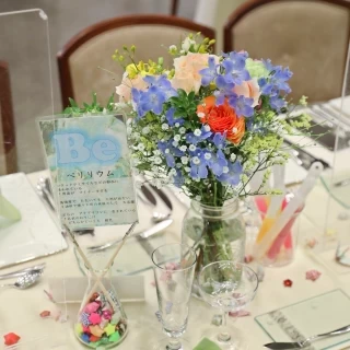 披露宴会場の卓上の様子