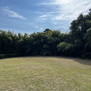 チャペル2つ目。丘の上を希望したら,ここにチャペルのセットが