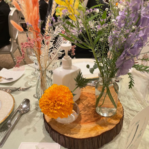 ゲストテーブルの装花|677843さんのブライマリーコートの写真(2010193)