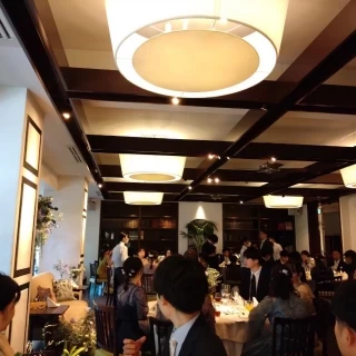 披露宴中