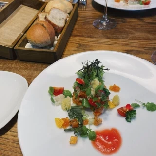 前菜とパン