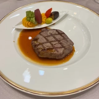 国産牛フィレ肉の網焼き
お肉は柔らかくて美味しかったです
