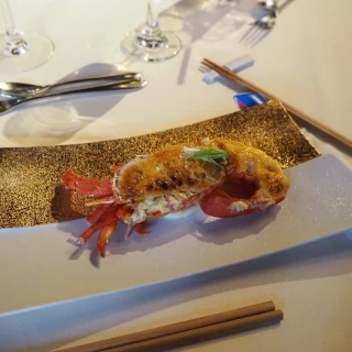 料理がとにかく美味しいです！お箸で食べれる和食コースです。