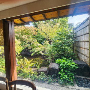 午後式のときに控え室からの庭の眺めです|679038さんのガーデンレストラン徳川園の写真(1937677)