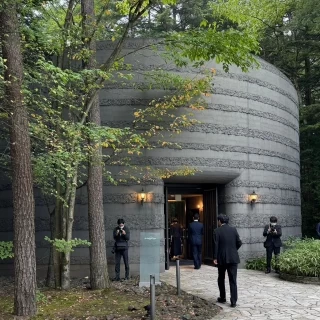 外から見たチャペル