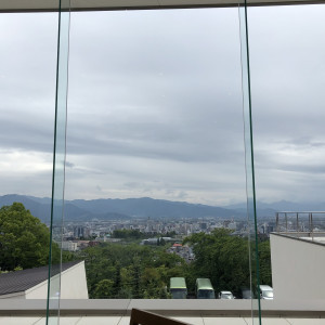 ガラス一面で長野市街地を一望できる|679241さんのAMANDAN SKY ～アマンダンスカイ～の写真(2009040)