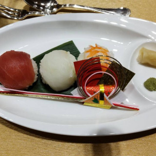 メニューの一つのお祝いお寿司