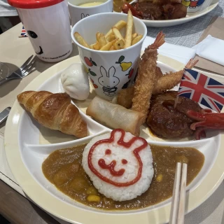 試食会の子ども用プレート