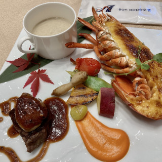 試食の料理。絶品でした。