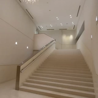 大階段（屋内）