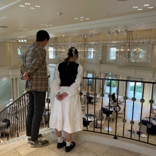 階段での入場が可能