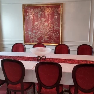 挙式会場として使えるスイートルームです
