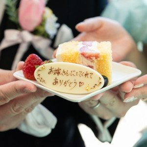 新郎にサプライズでメッセージプレートをお願いしました|680264さんのTHE CLASSICA BAY RESORT （ザ クラシカ ベイリゾート）の写真(2418408)