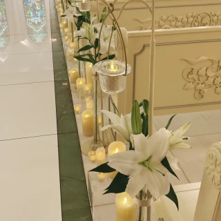 もともとついてる基本のお花。チャペル