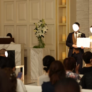結婚証明書の披露