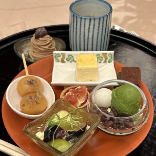 甘味全て盛り合わせ